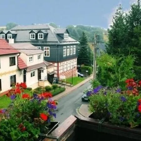 Apartment Gemutliche Ferienwohnung Im Thuringer Wald, Nahe Des Rennsteigs - Pure Erholung