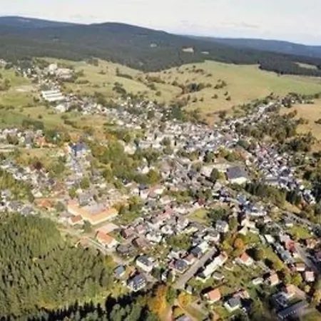 Gemutliche Ferienwohnung Im Thuringer Wald, Nahe Des Rennsteigs - Pure Erholung